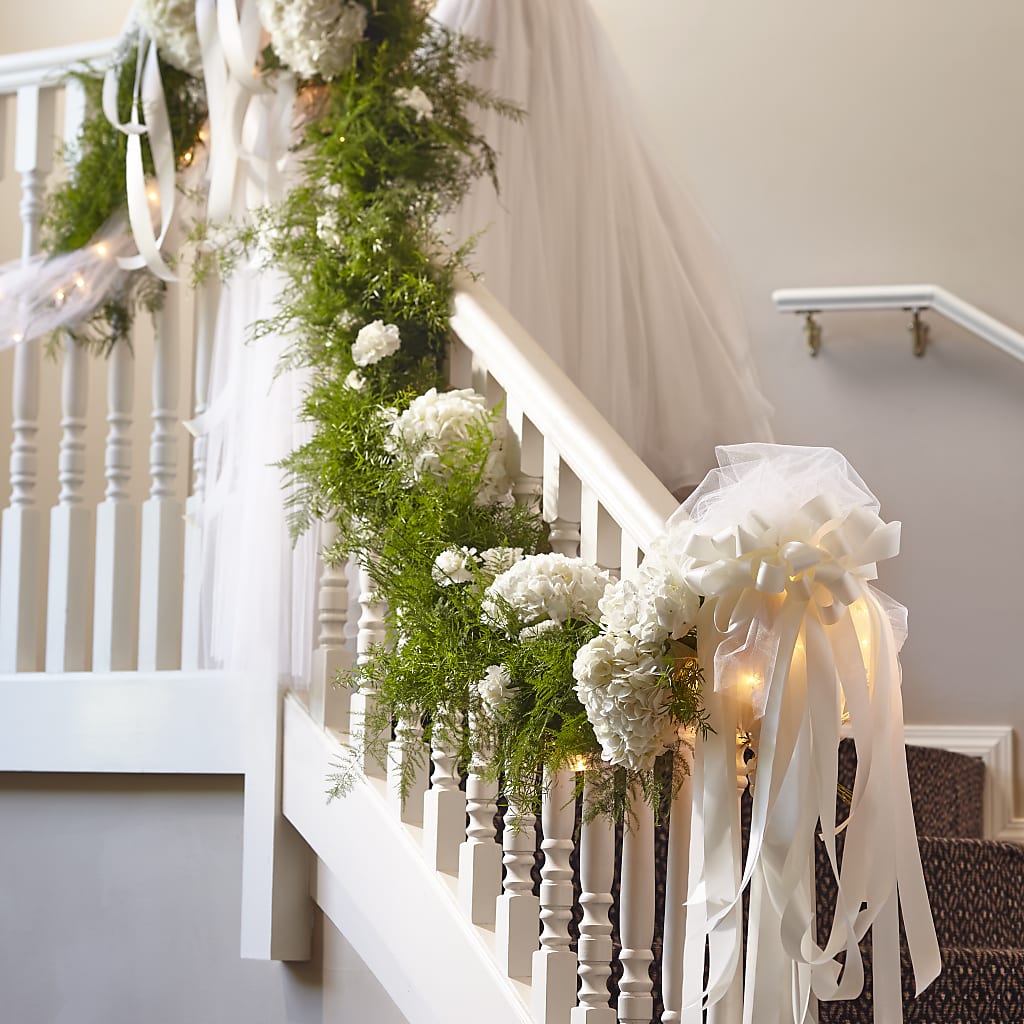 Champagne Dreams Garland – Whittier Blossom Shop, Whittier CA