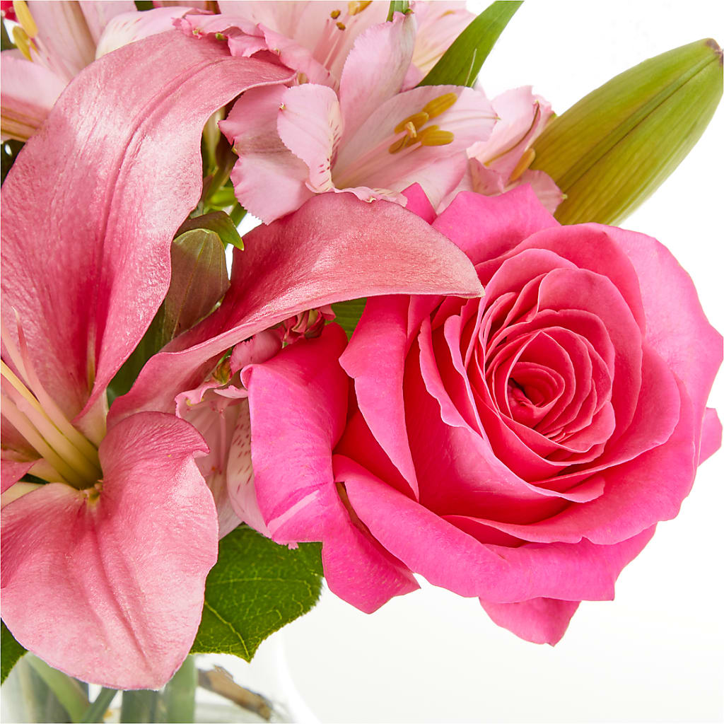 Lots of Love Bouquet –  Whittier Blossom Shop, Whittier CA