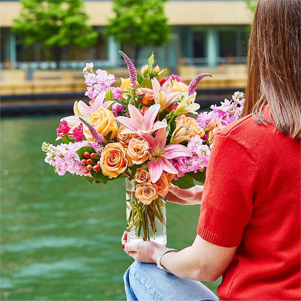 Bisous Bouquet –  Whittier Blossom Shop, Whittier CA